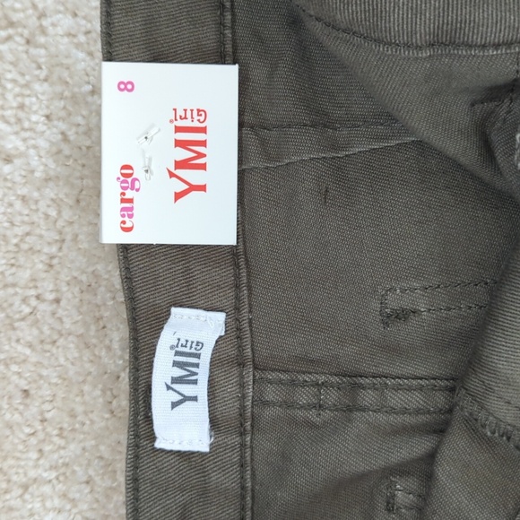 YMI Girl NWT size 8 cargo pants - Picture 2 of 3